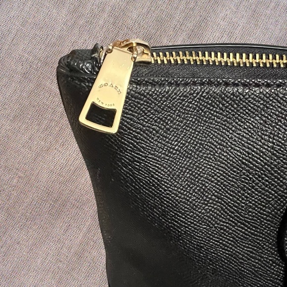 Coach Black Crossgrain Leather Zip Tote Shoulder Bag 4454 - Picture 10 of 16